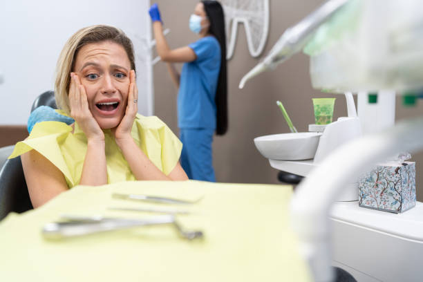 Best Emergency Tooth Extraction  in Caryville, TN